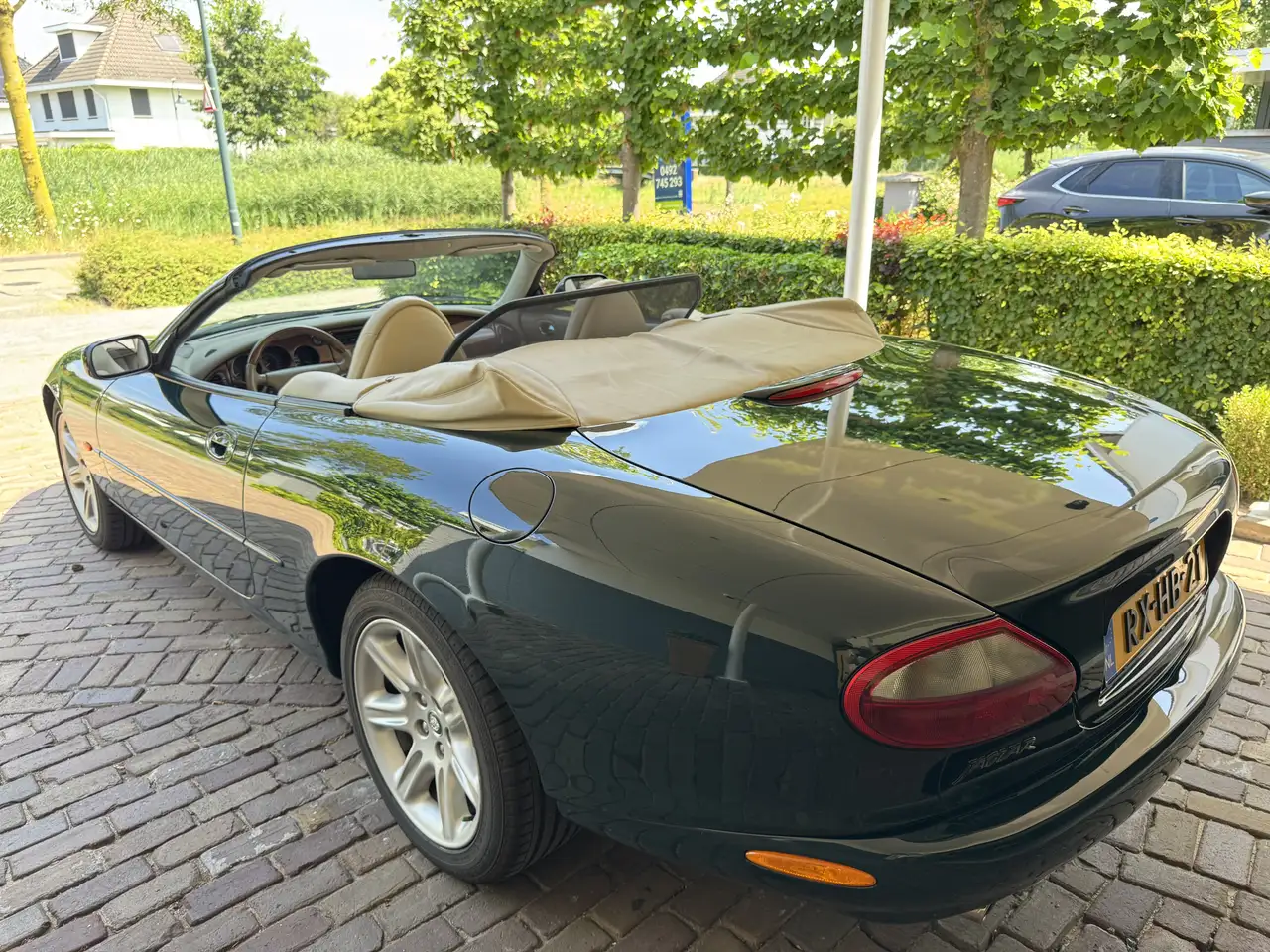 Jaguar XK8 Cabriolet, foto 12
