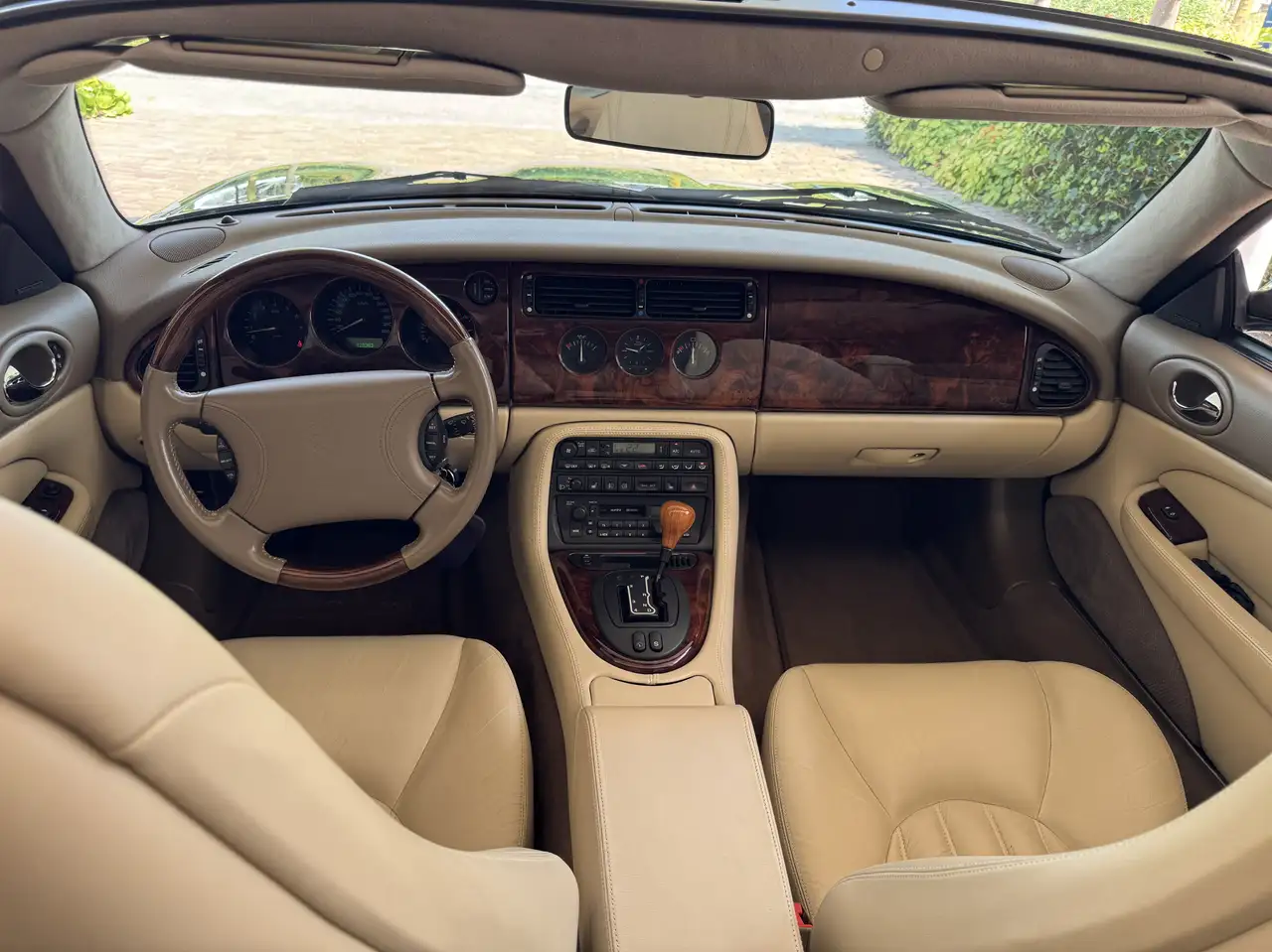 Jaguar XK8 Cabriolet, foto 6