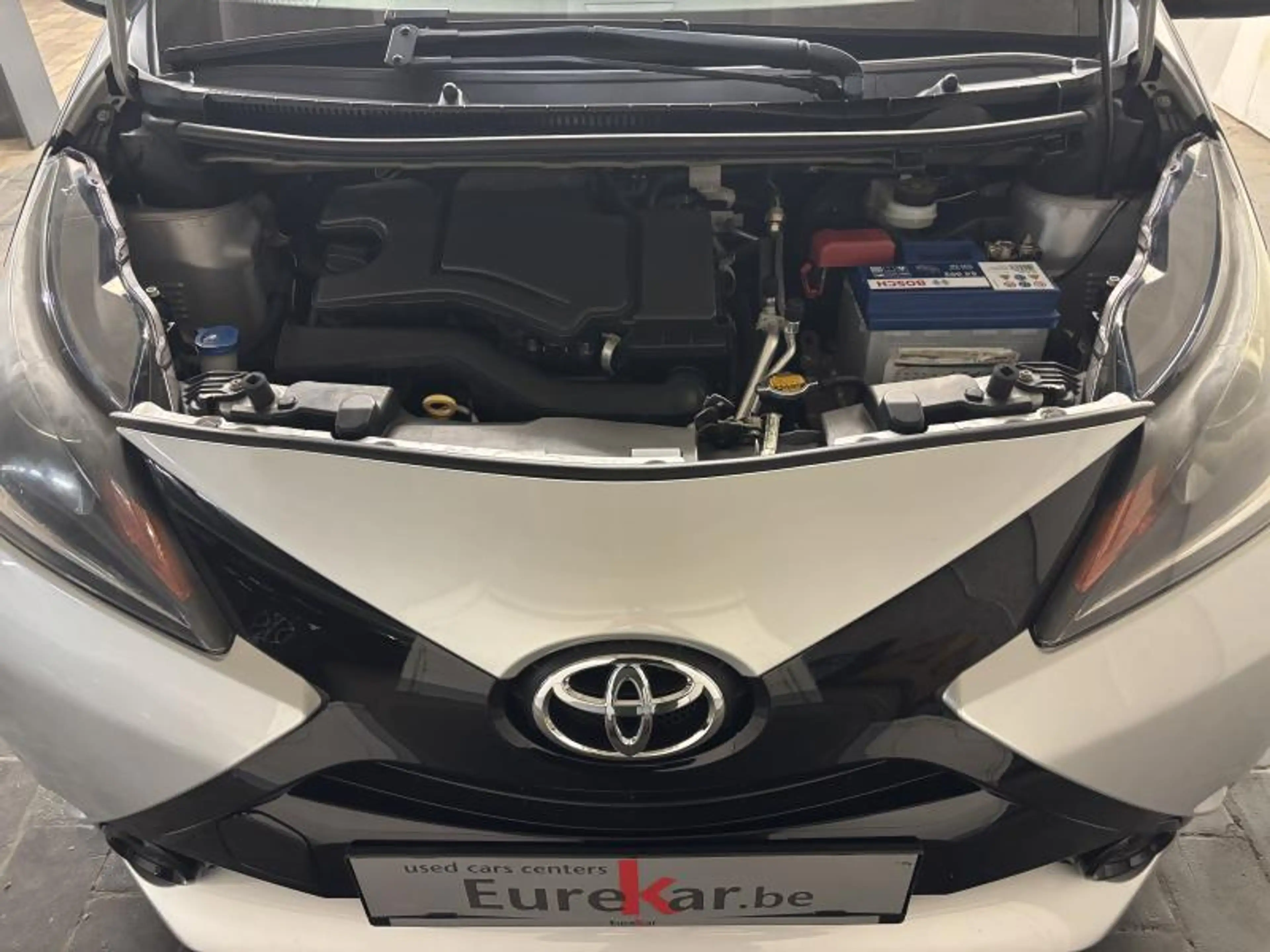 Toyota Aygo Play — photo 12
