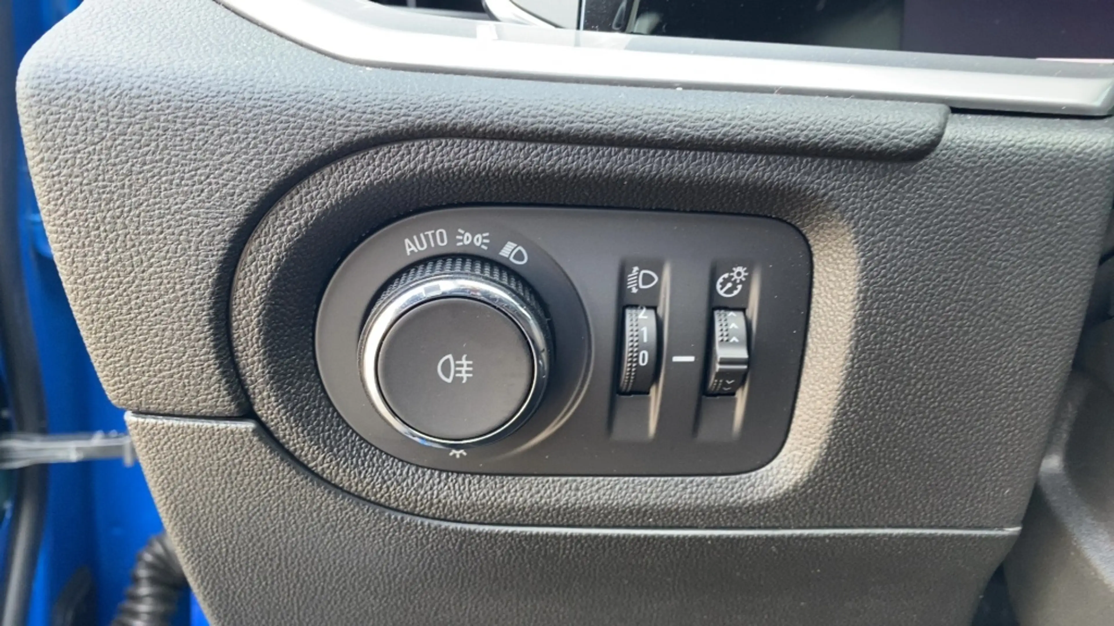Opel Grandland 1.6 T. plug-in Hybride GS Line — photo 8