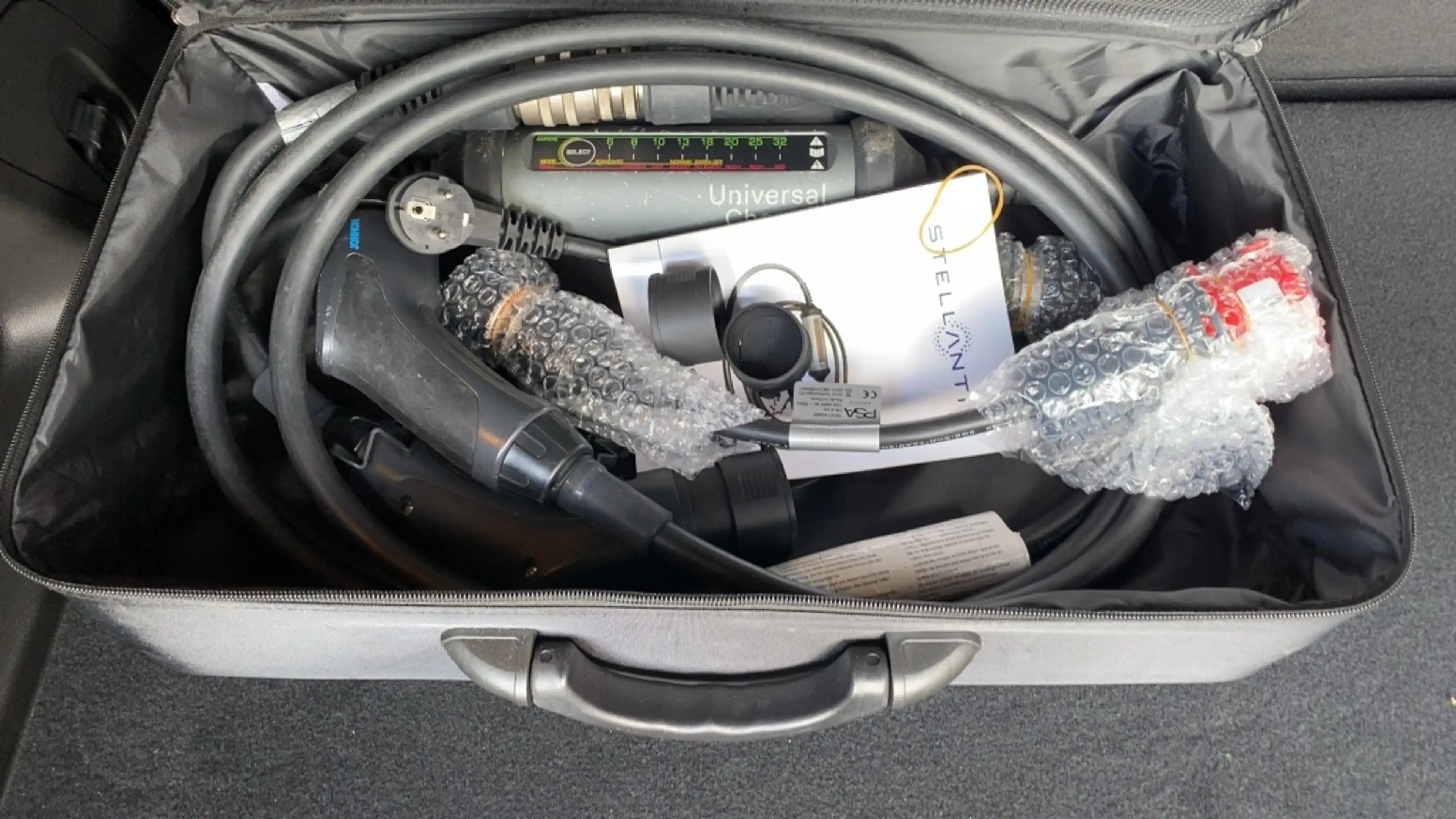 Opel Grandland 1.6 T. plug-in Hybride GS Line — photo 24