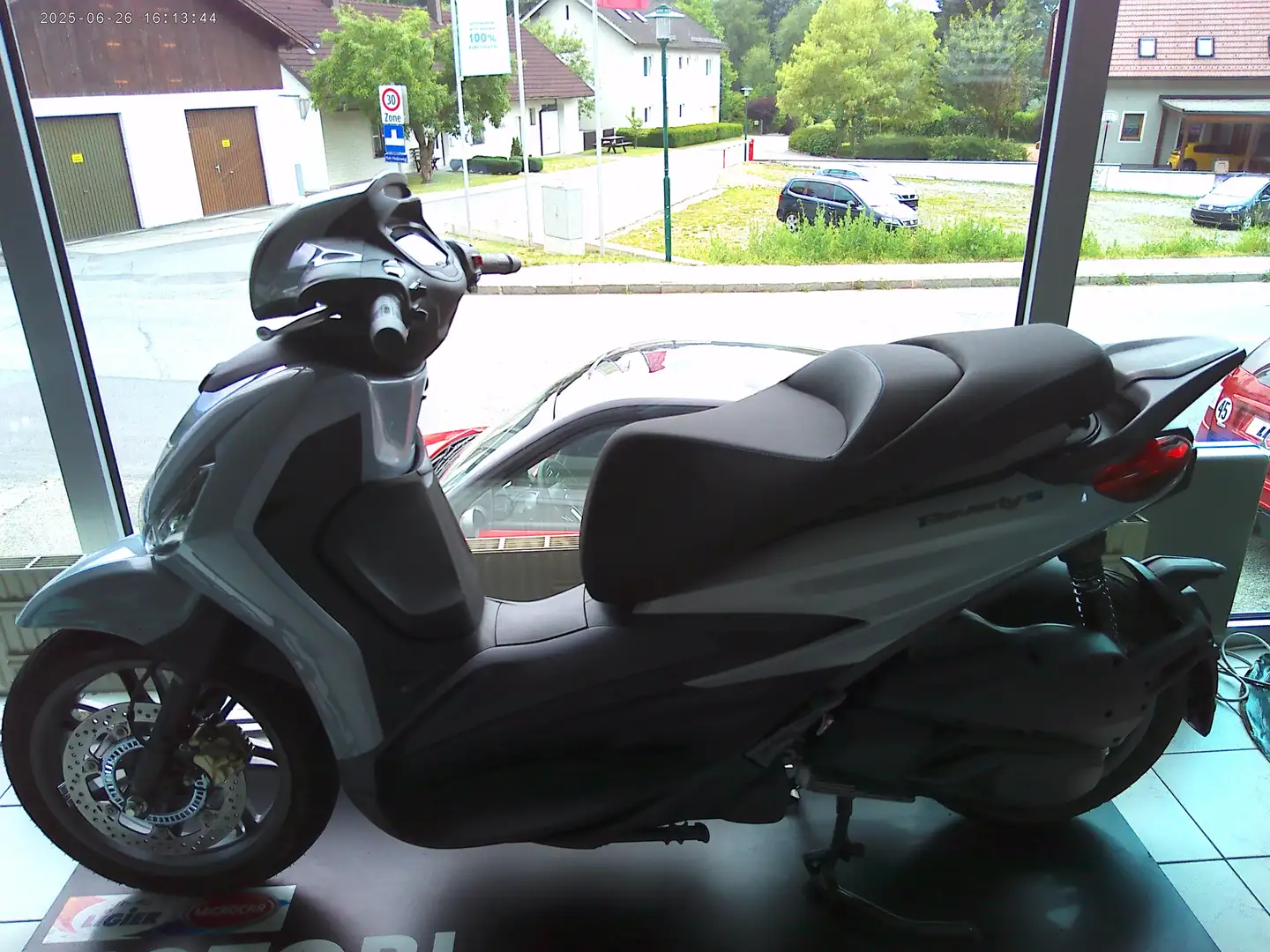 Piaggio Beverly 300 Beverly 310 Grijs - 1