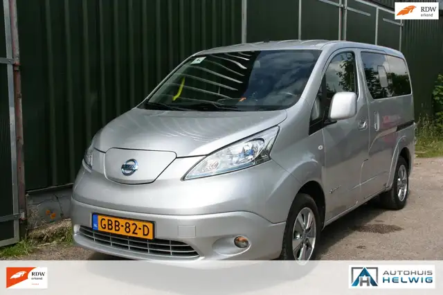 Nissan E-NV200