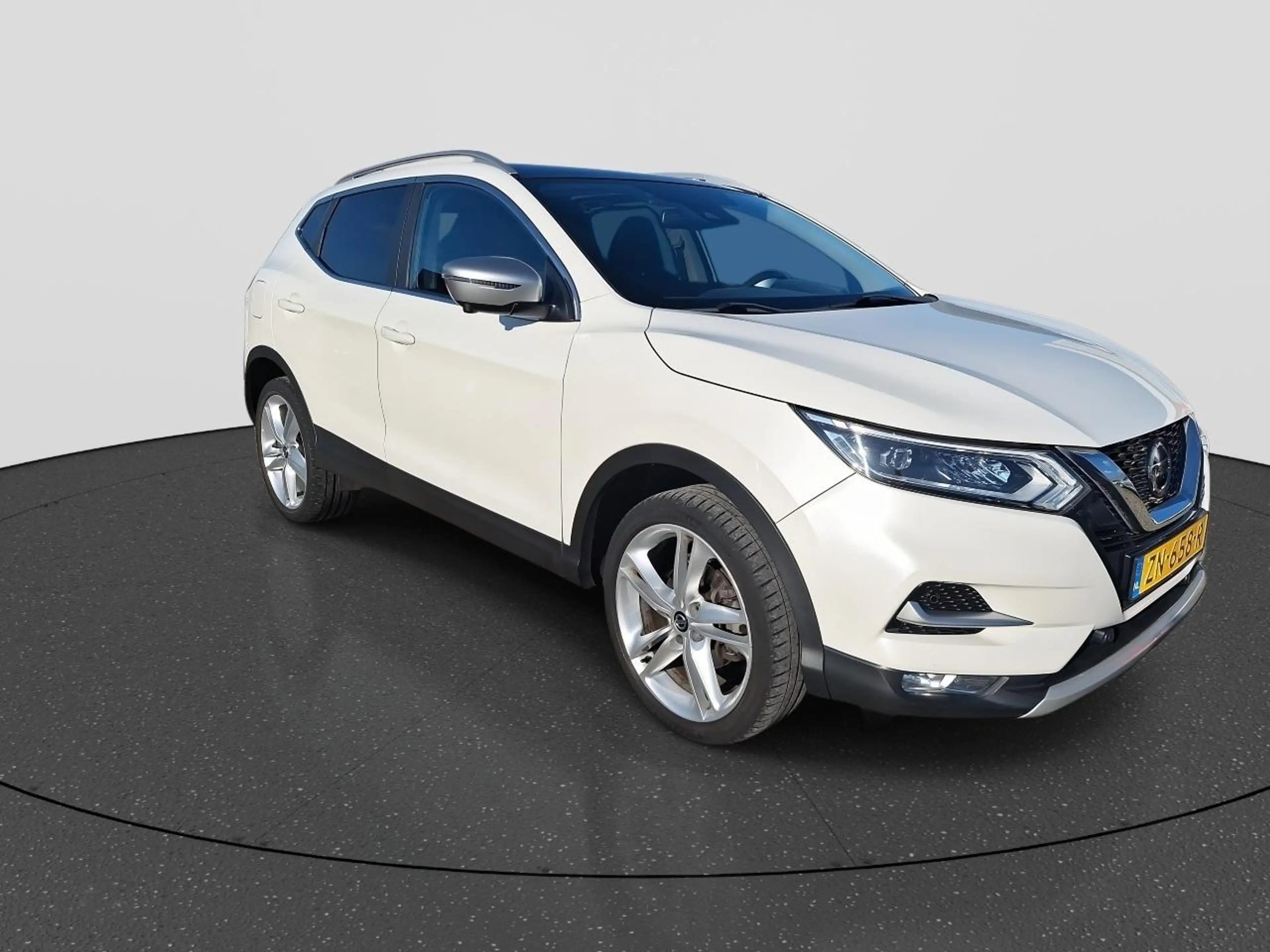 Nissan Qashqai 1.3 DIG-T 140 PK N-Motion | NL-Auto | Navigatie | — photo 3