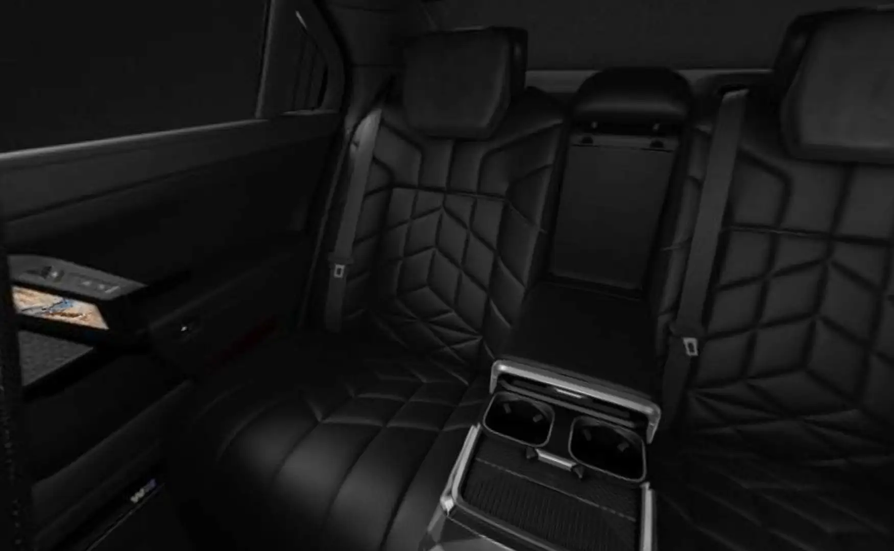 BMW 740 d xd M-Sport* Theatre* Diamond B&W* Executive Black - 2