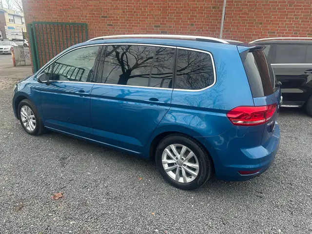 Volkswagen Touran Touran 1.4 TSI. DSG Highline 7-Sitzer AHK