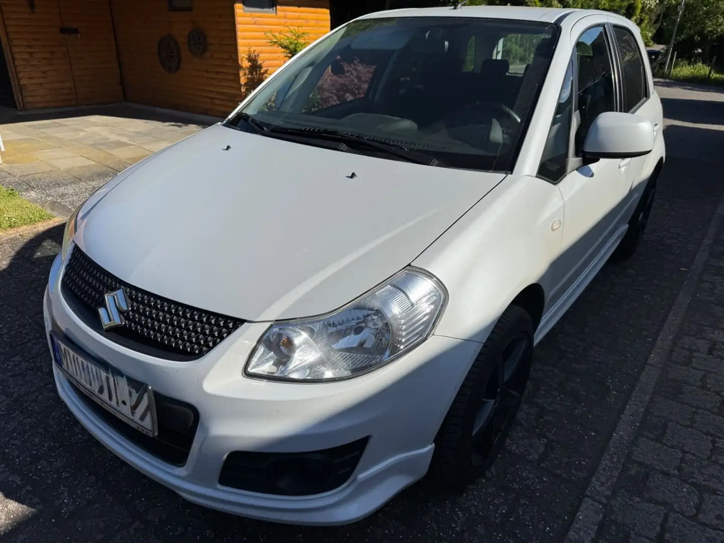 Suzuki SX4 City 1.6 Klimaautom SH 1.Hand Scheckheft Bianco - 1