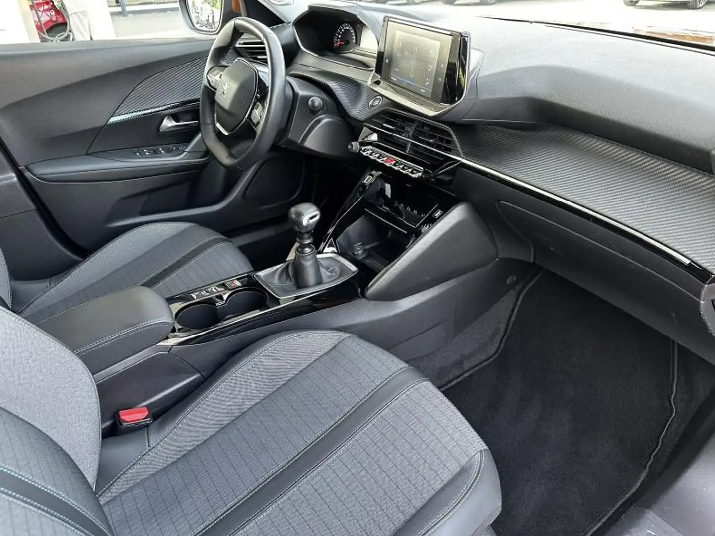 Peugeot 2008 Allure Oranje - 2