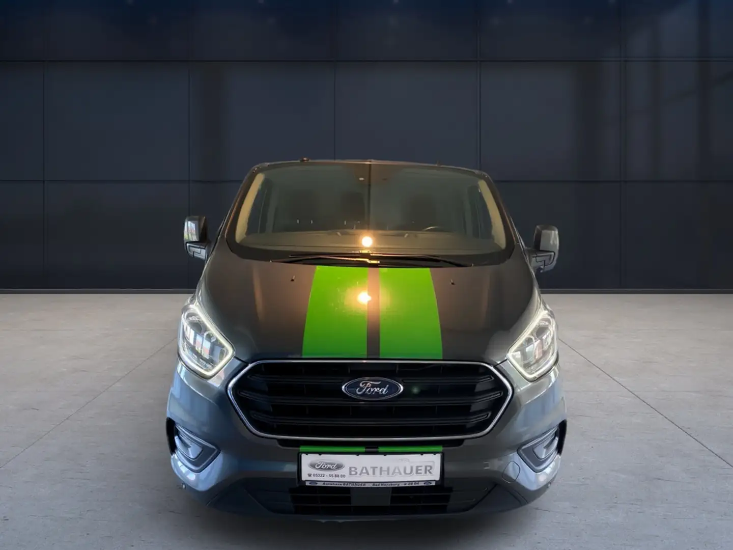 Ford Transit Custom 2.0 TDCi 300 L1 Limited Automatik Grijs - 2