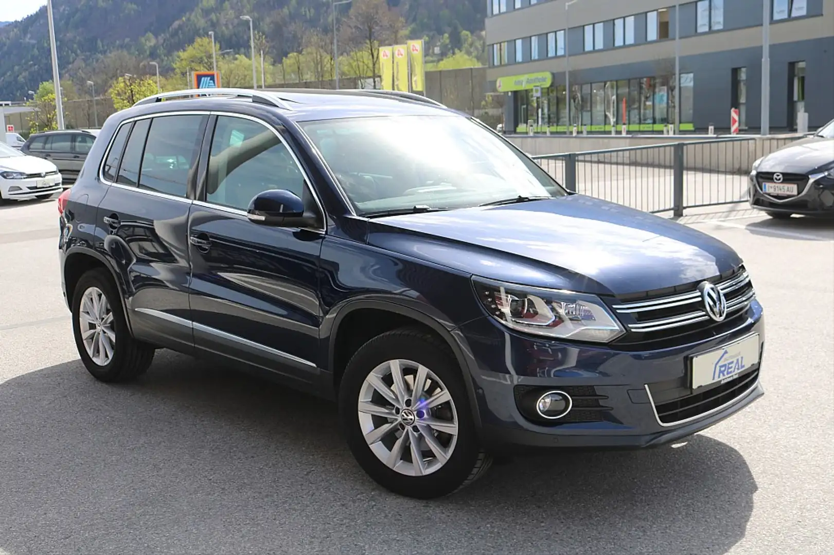 Volkswagen Tiguan 2,0 TDI BMT 4Motion Sky DPF 1. Besitz Blau - 2