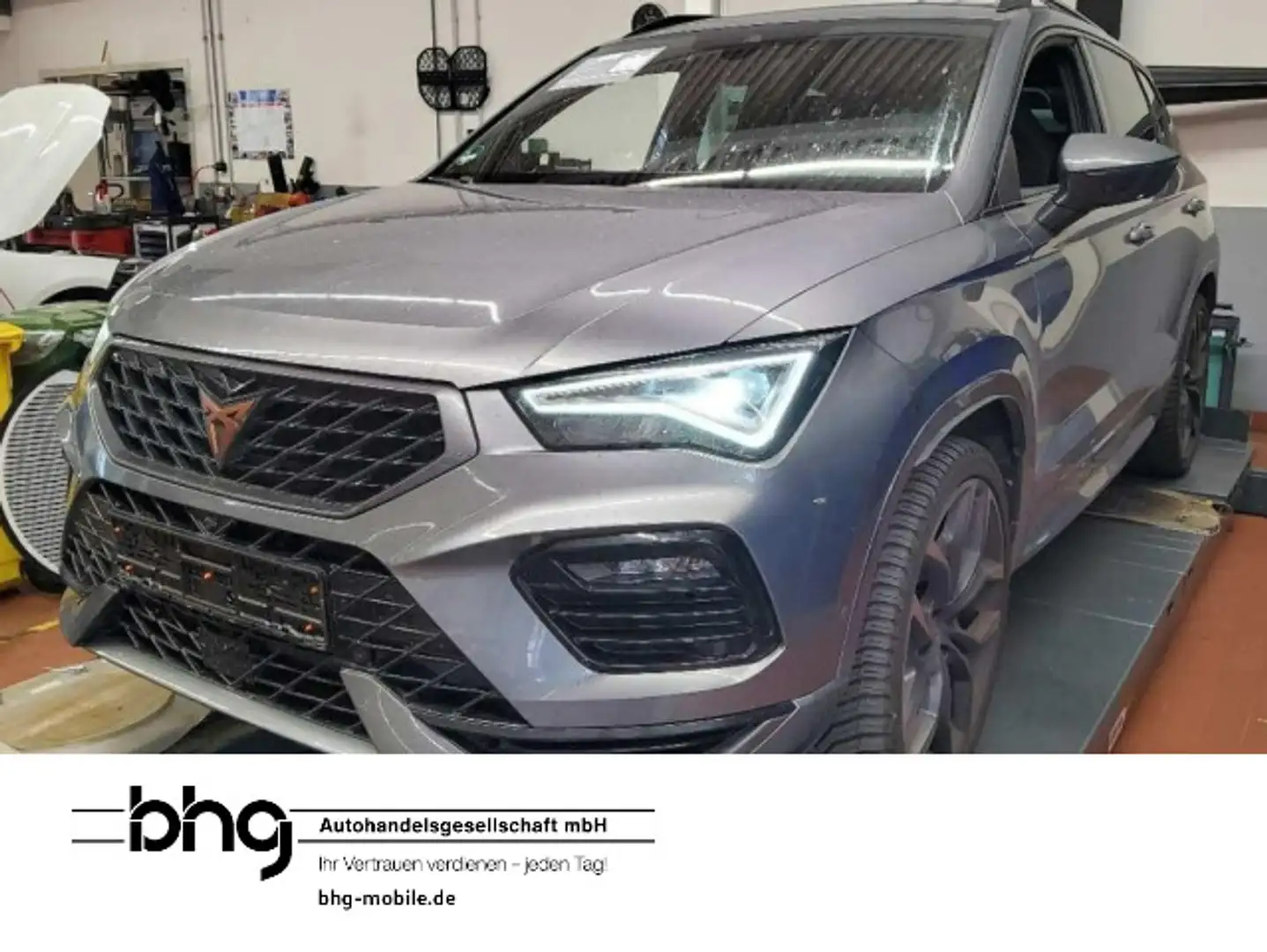 CUPRA Ateca 2.0 TSI 4Drive DSG Grau - 1
