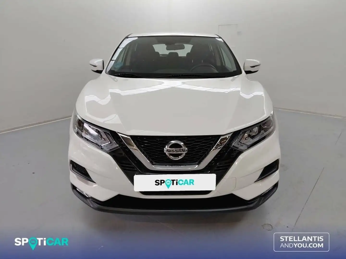 Nissan Qashqai DIG-T 103 kW (140 CV) E6D ACENTA Weiß - 2