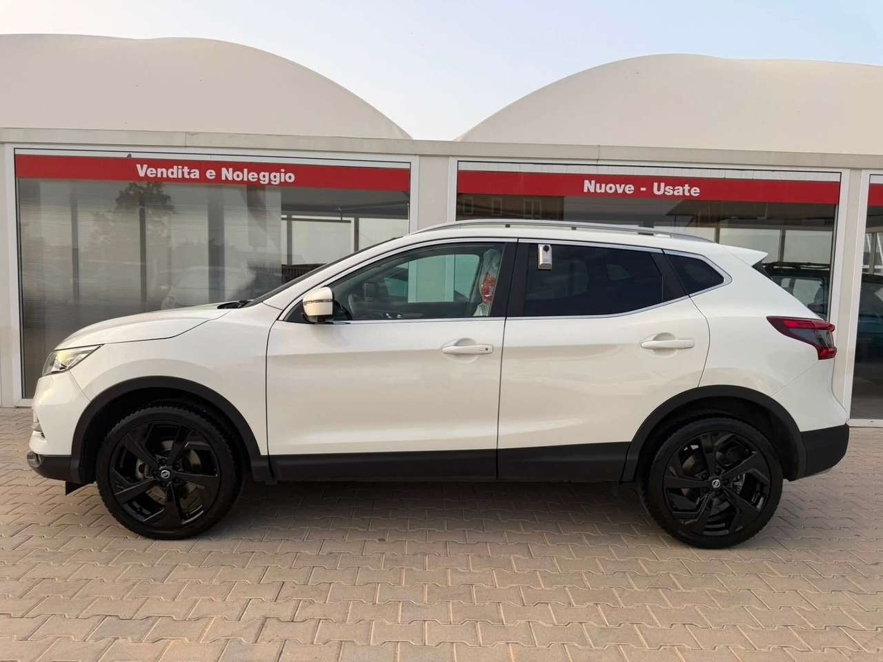 Nissan Qashqai Nissan Qashqai 1.6 130 CV TEKNA FULL OPTIONAL UNIC