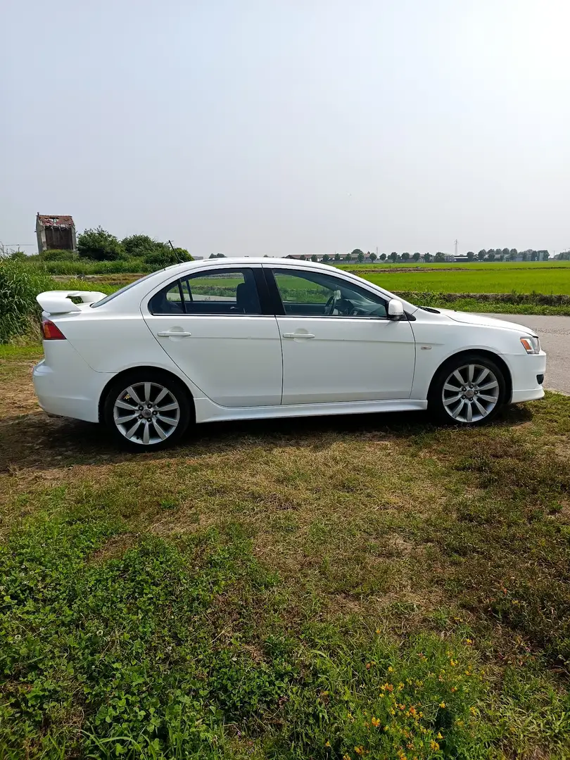 Mitsubishi Lancer Sportback 1.8 16v Inform Gpl - 2