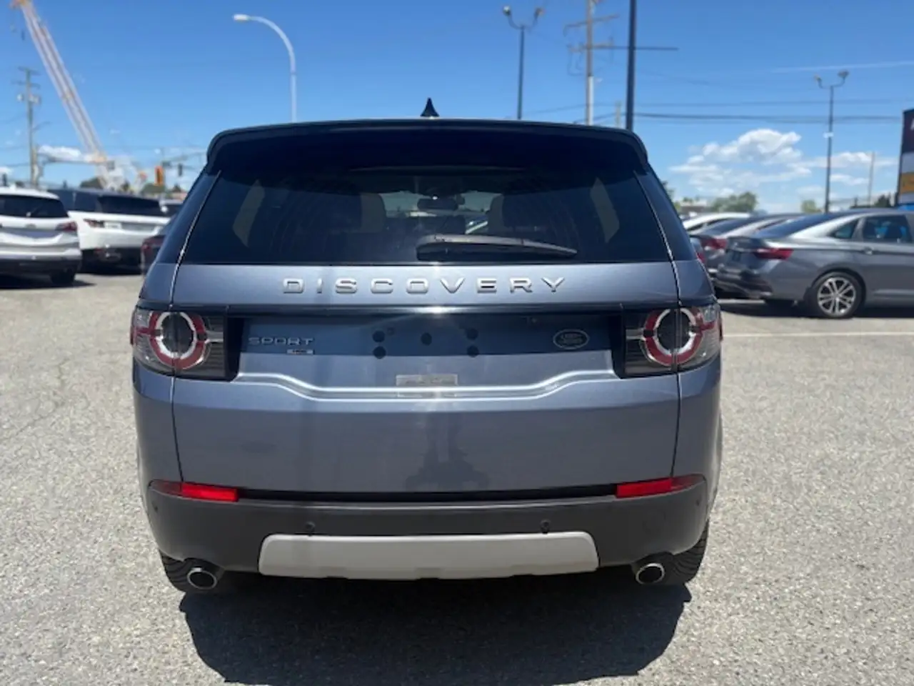 Land Rover Discovery Sport снимка Land Rover Discovery Sport
