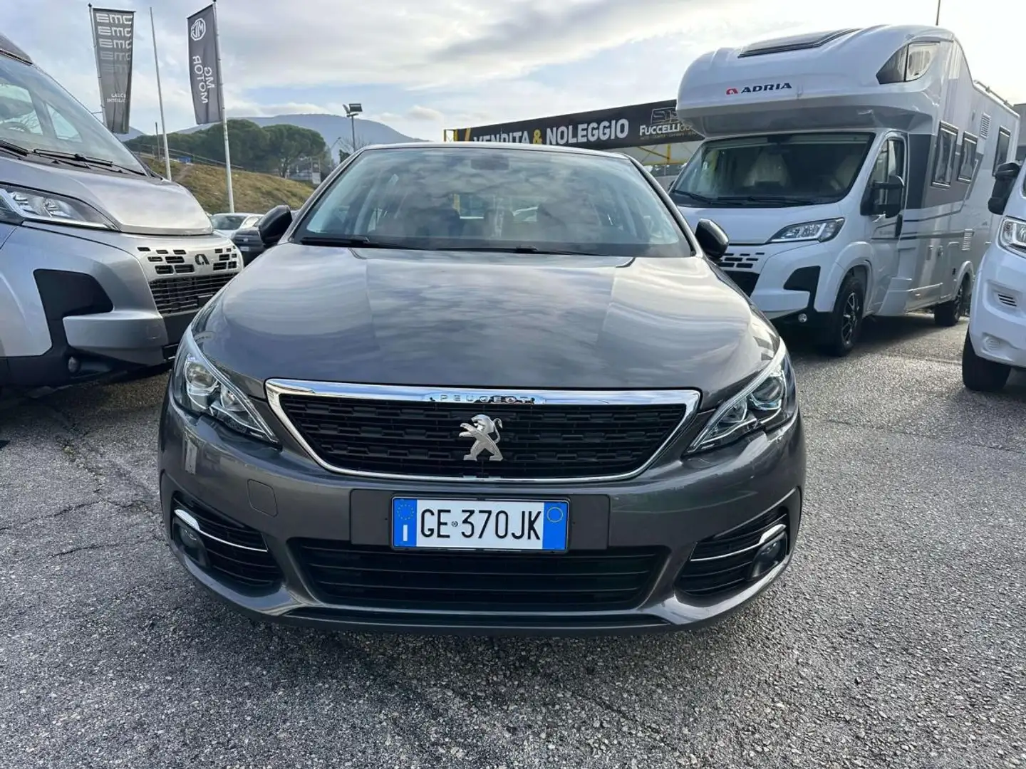 Peugeot 308 5p 1.5 bluehdi Active Pack s Grau - 2