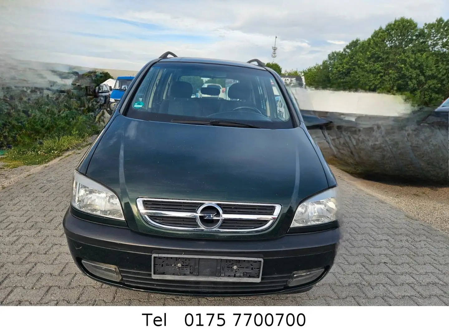 Opel Zafira 1.8 16V Comfort Automatik 1.8 Зелений - 1