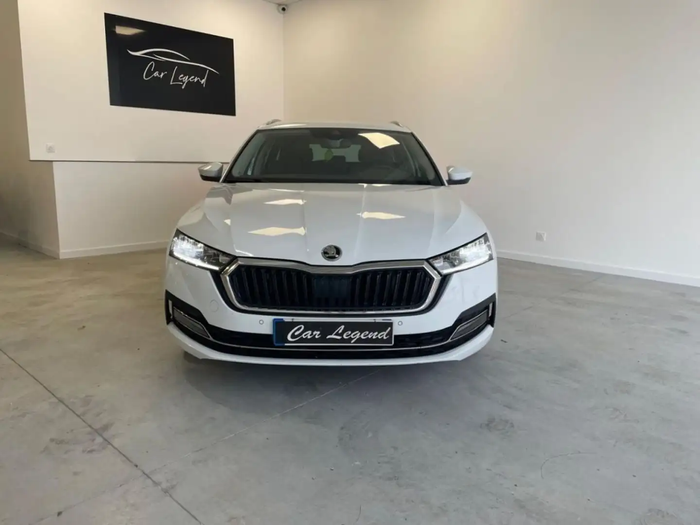 Skoda Octavia 2.0 TDI 150 ch DSG7 4x4 Style Wit - 2