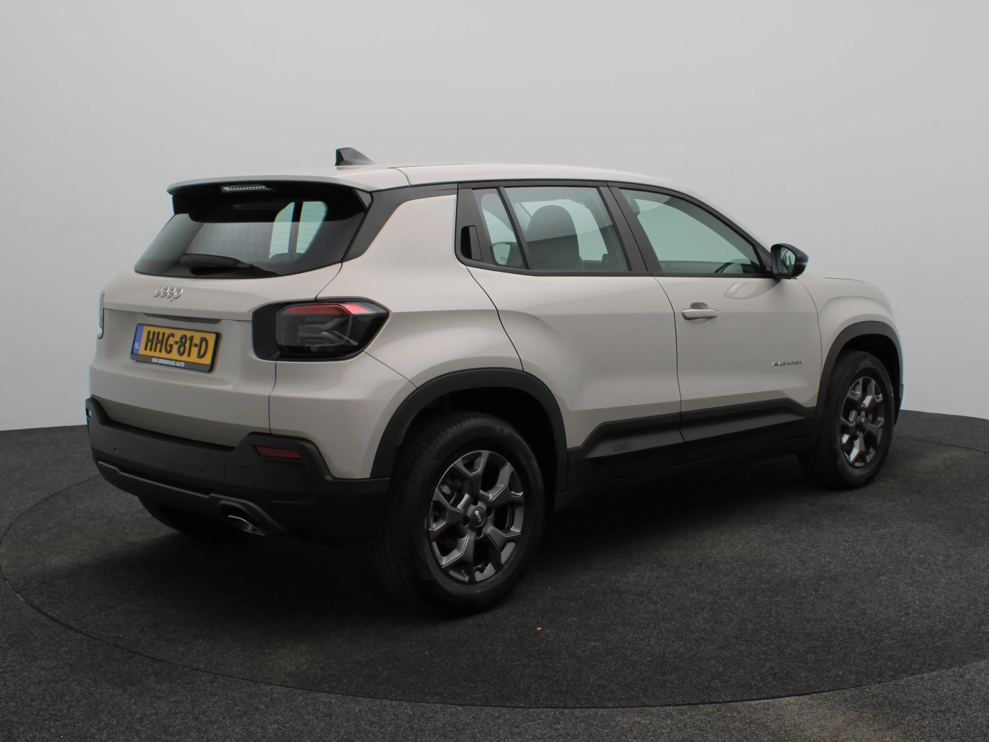 Jeep Avenger 1.2 e-Hybrid Longitude | Navi | Adaptieve cruise | — photo 2