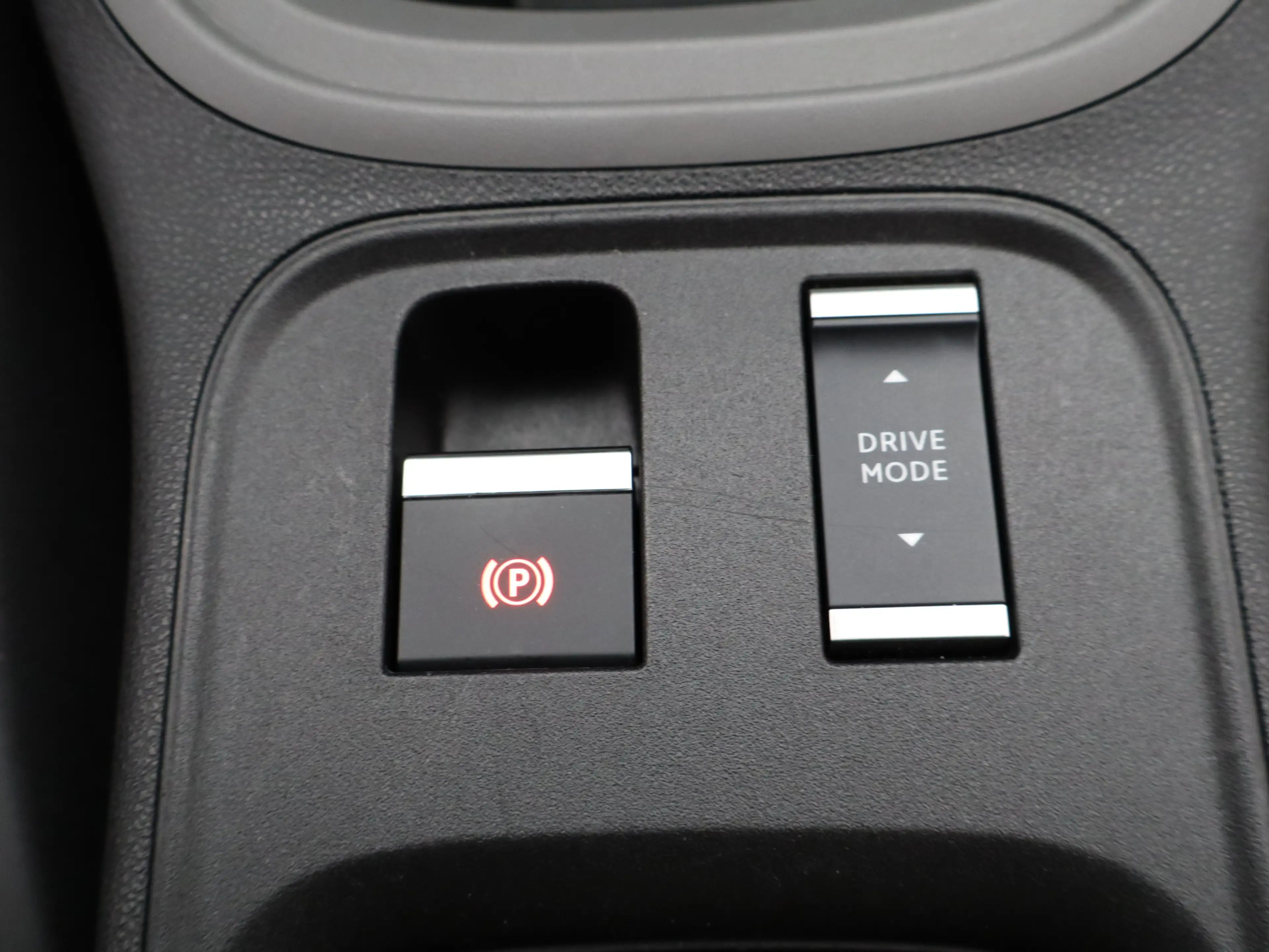 Jeep Avenger 1.2 e-Hybrid Longitude | Navi | Adaptieve cruise | — photo 27