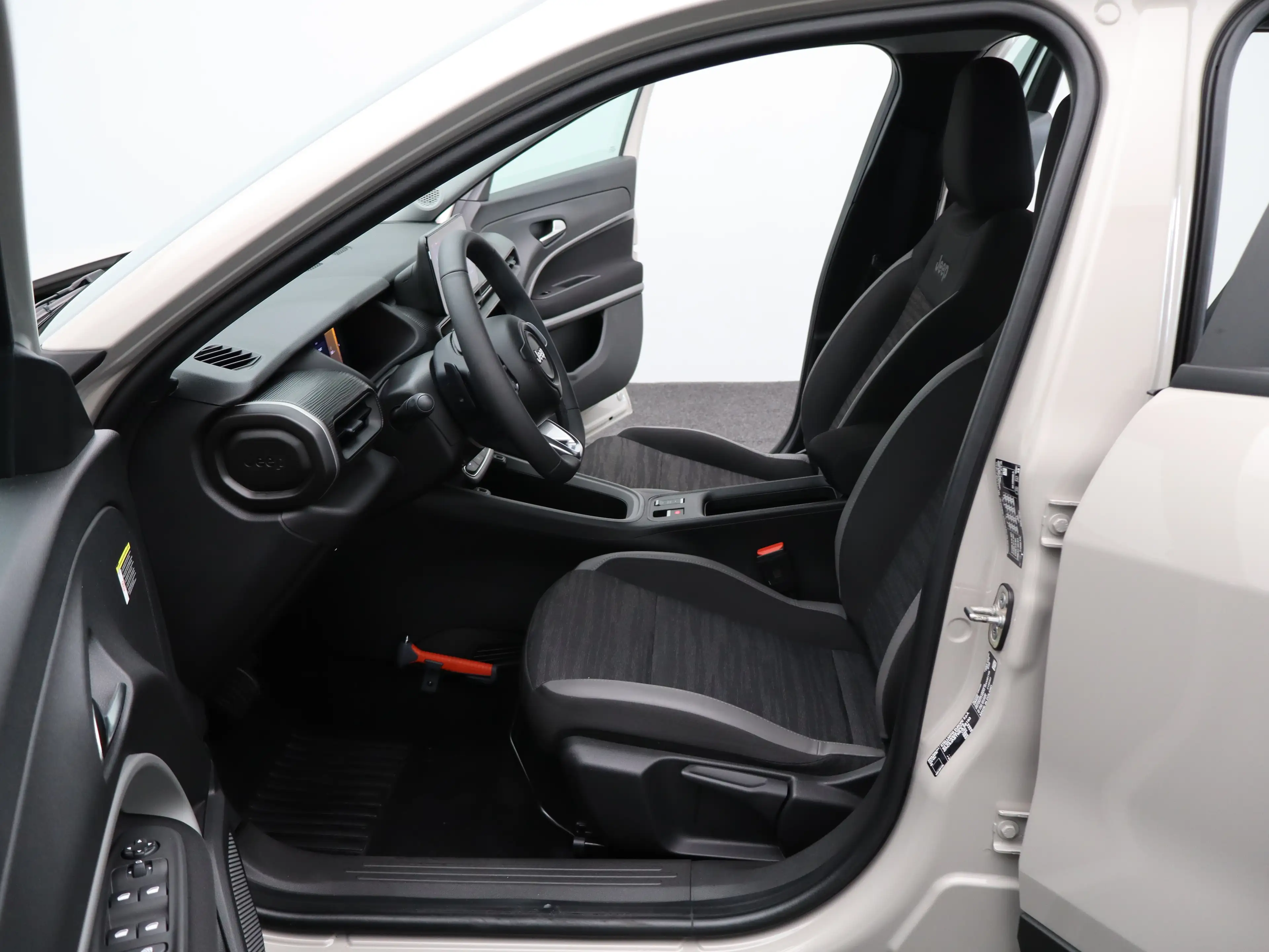 Jeep Avenger 1.2 e-Hybrid Longitude | Navi | Adaptieve cruise | — photo 11