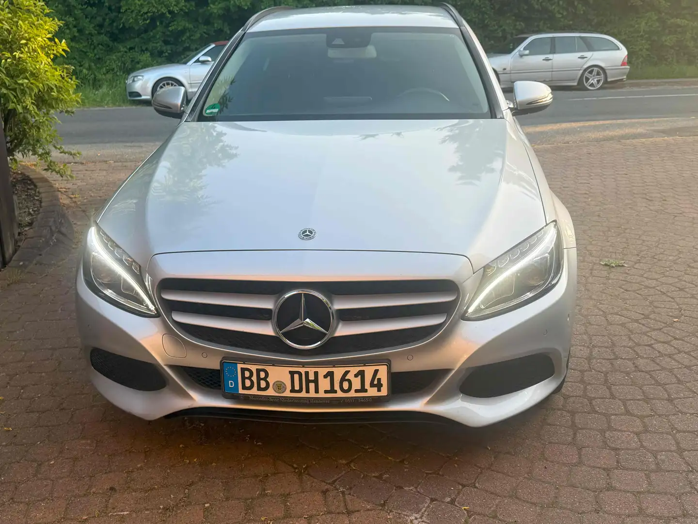 Mercedes-Benz C 220 C-Klasse T-Modell Diesel d T 9G-TRONIC Edition Silber - 2