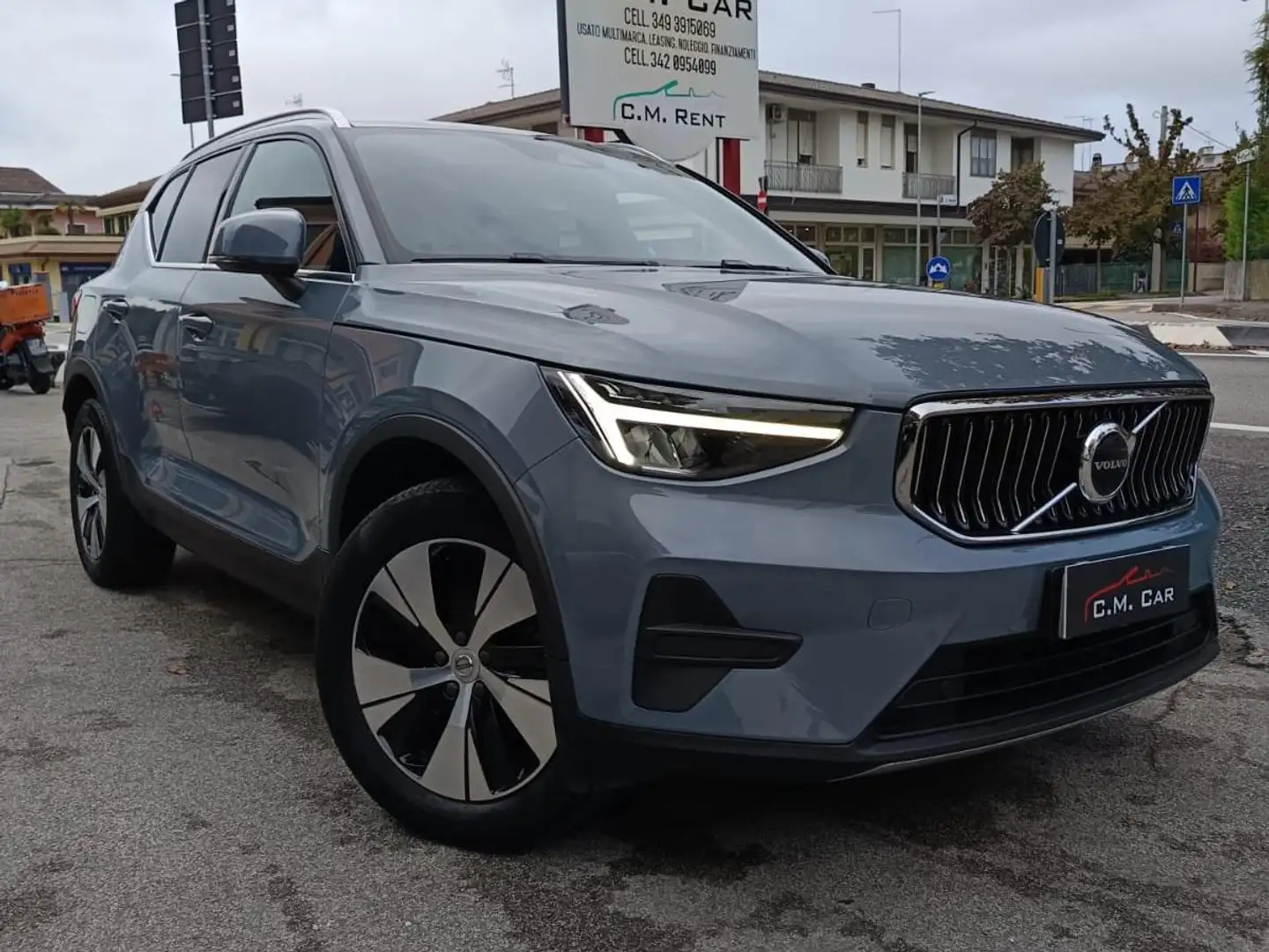 Volvo XC40 1.5 t4 recharge phev Essential auto Grigio - 1