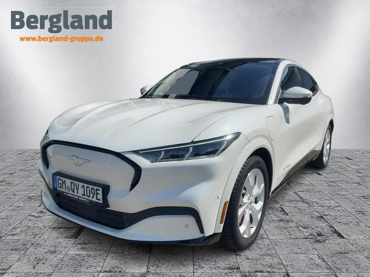 Ford Mustang Mach-E AWD DUAL 351PS White Edition Blanc - 1