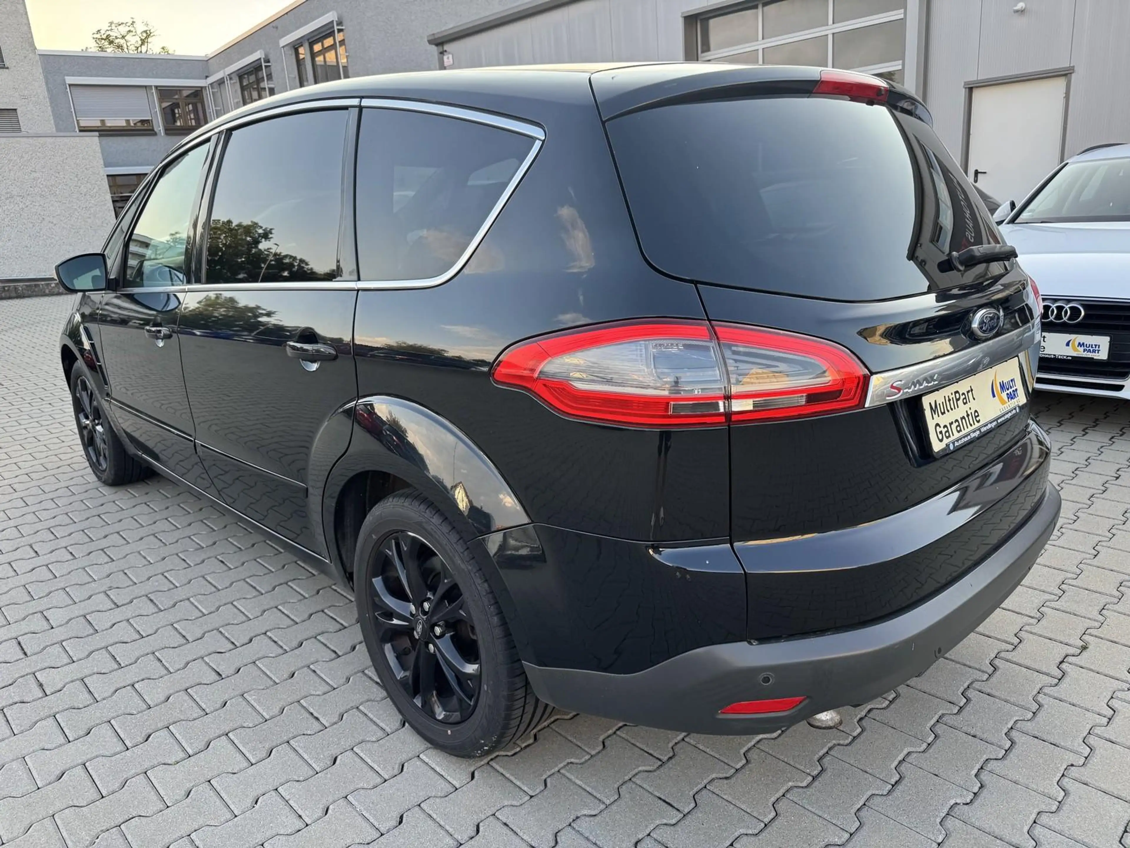 Ford S-Max 1.6 EcoBoost Titanium TÜV Neu/2-Z-Klima/SHZ/PDC/17 — photo 10