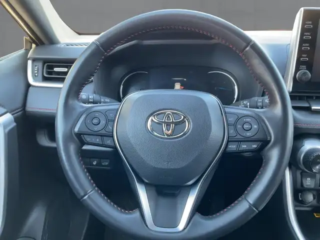 Toyota Rav4 view 10