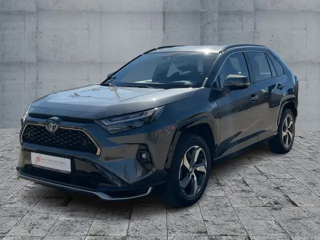 Toyota Rav4 view 2