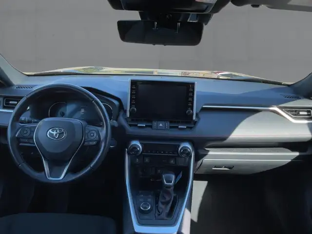 Toyota Rav4 view 9