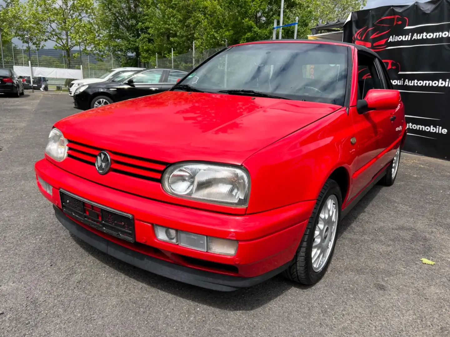 Volkswagen Golf Rood - 1