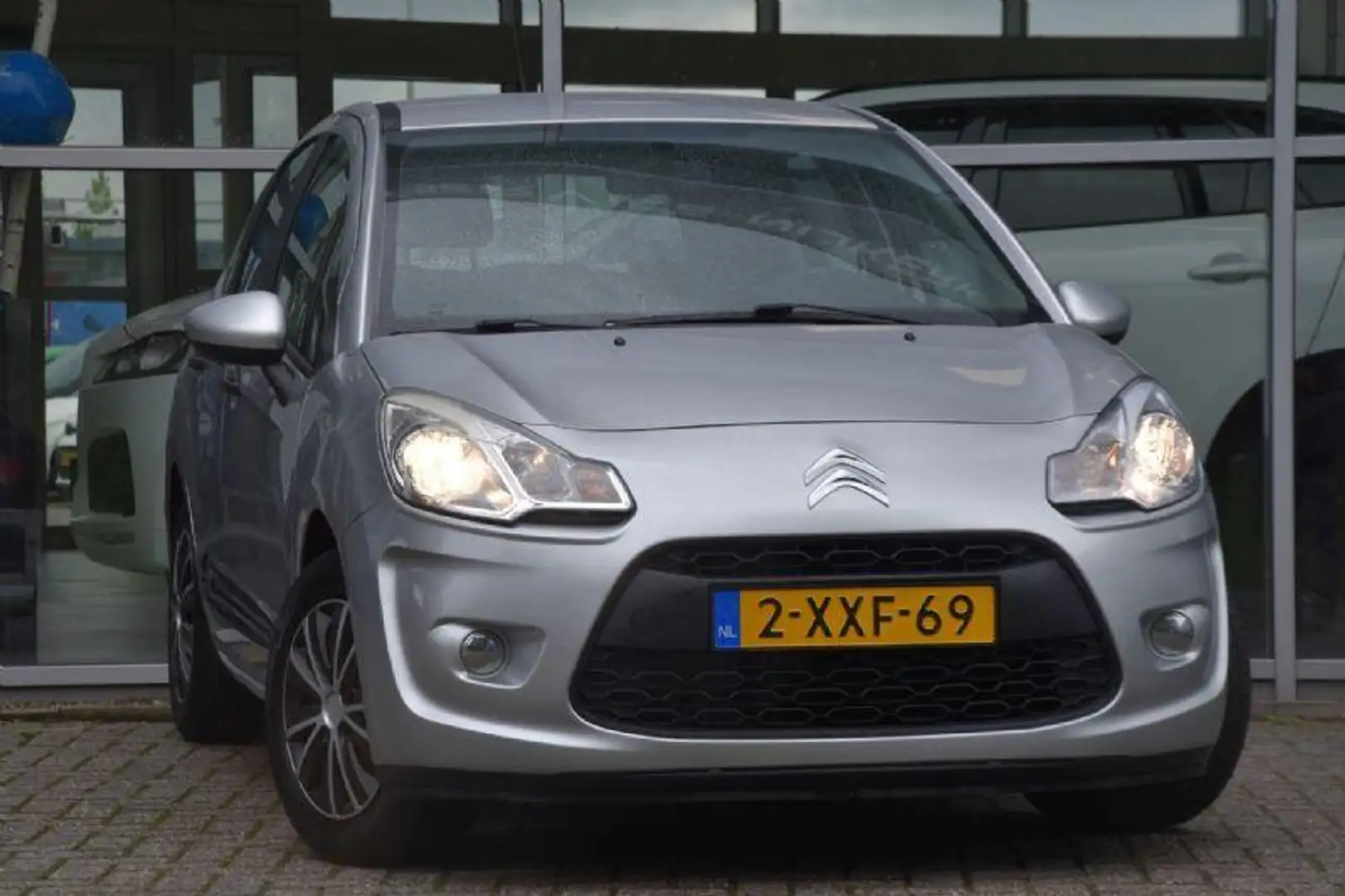 Citroen C3 1.4 Dynamique Airco Elek. Ramen Trekhaak APK Gris - 1