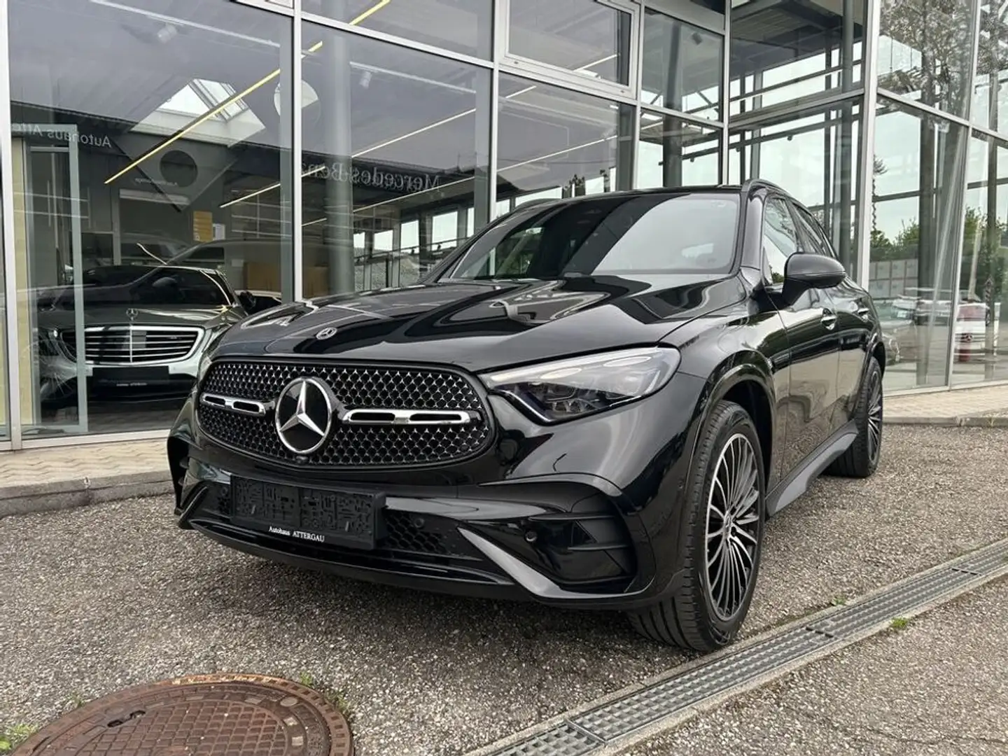 Mercedes-Benz GLC 220 d 4Matic °AMG-line° Schwarz - 1
