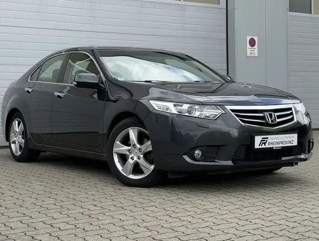 Honda Accord Executive 1-HAND/Klima/Tempomat/PDC/SHZ