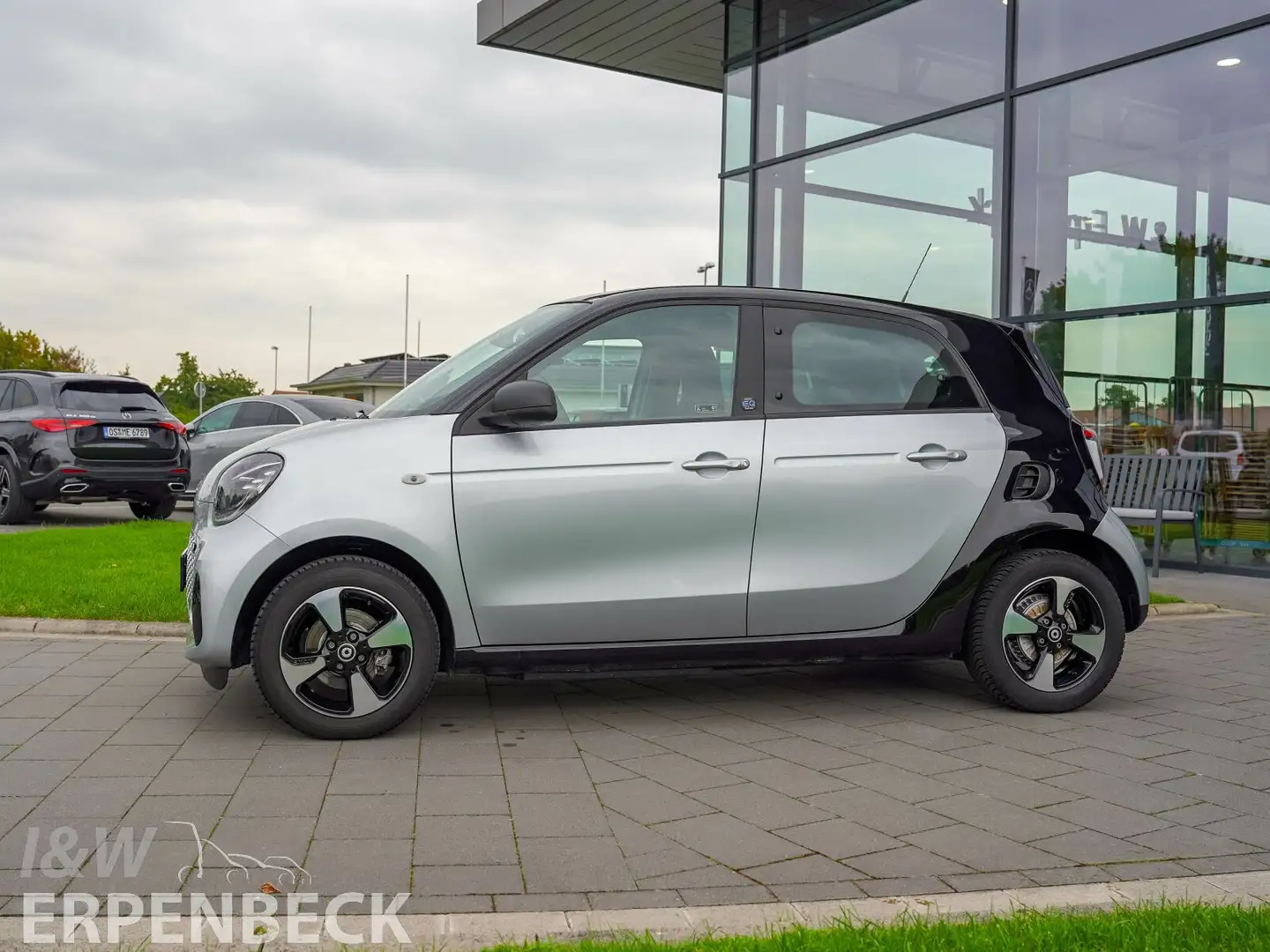 smart forFour smart EQ forfour Exclusive 22kW Panorama Kamera Silber - 2