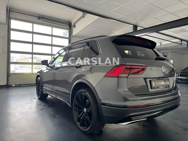 Volkswagen Tiguan view 13