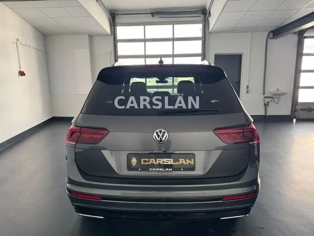 Volkswagen Tiguan view 11