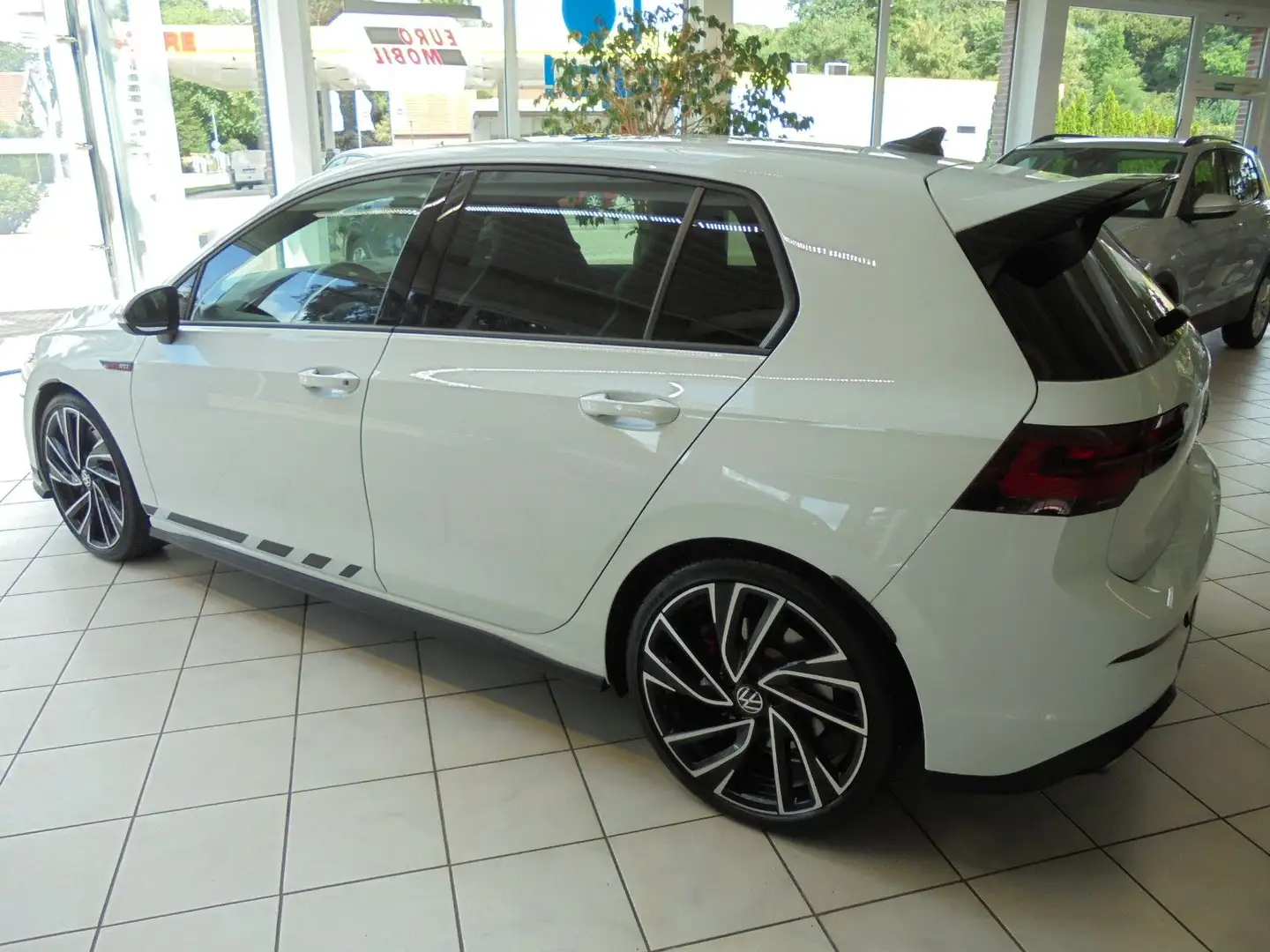 Volkswagen Golf VIII GTI Clubs/Leder/Pano/Matrix/19"/Harman Weiß - 2