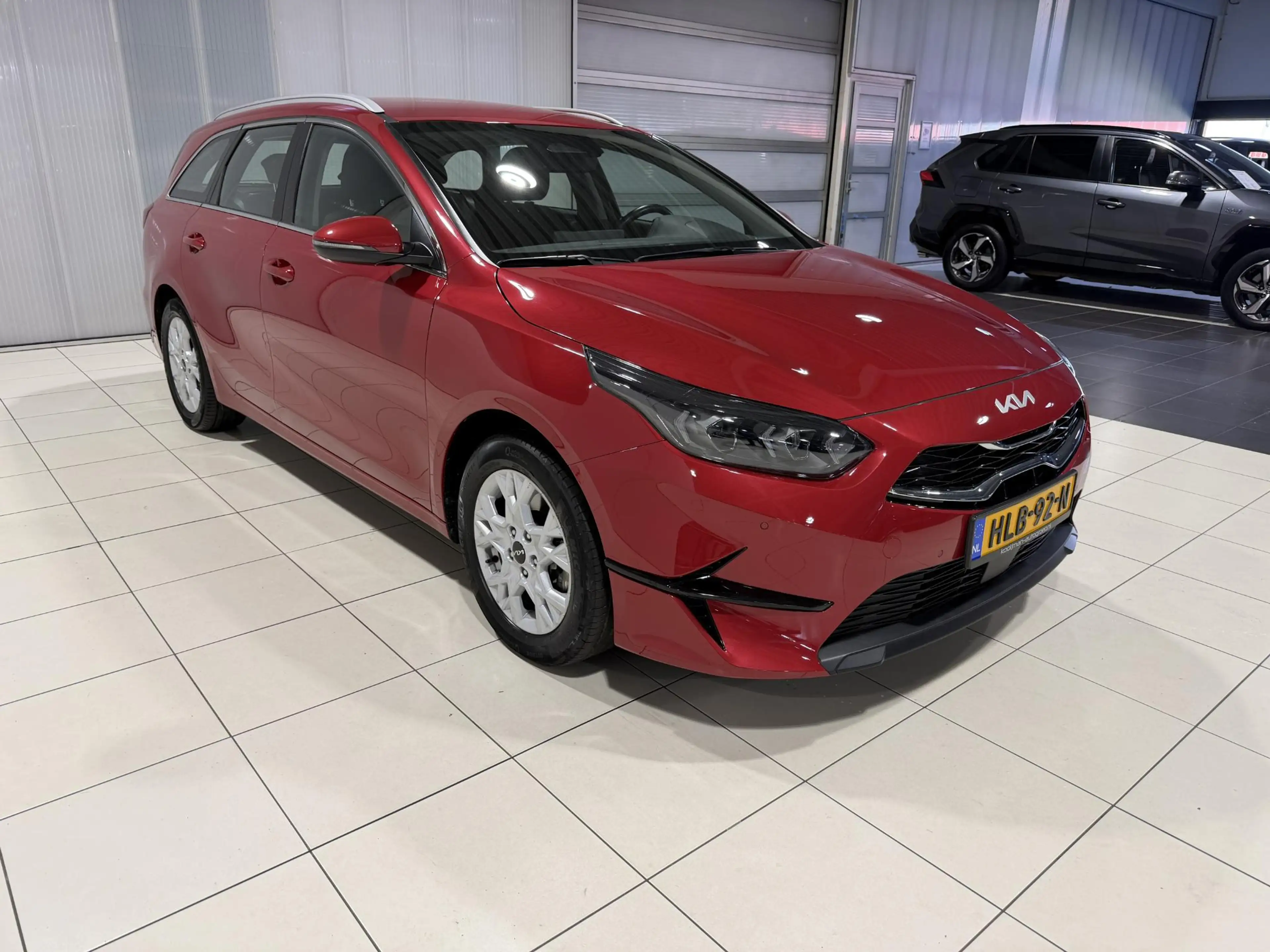 Kia Ceed SW / cee'd SW Sportswagon 1.5 T-GDi DynamicLine Trekhaak, Apple — photo 8