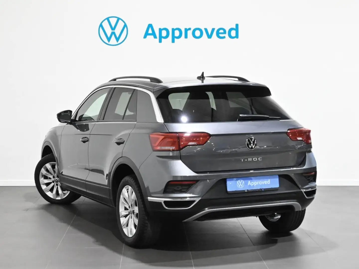 Volkswagen T-Roc 1.5 TSI Advance Gris - 2