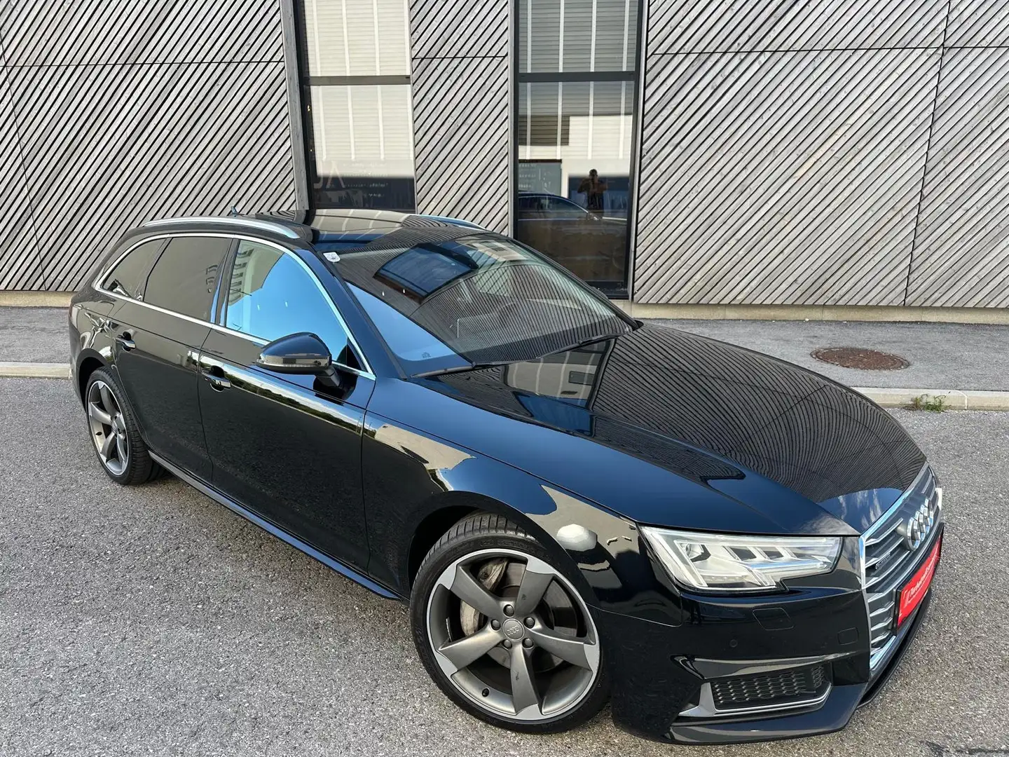 Audi A4 50 TDI quattro sport PANO VIRTUAL MATRIX LED INTER Schwarz - 2