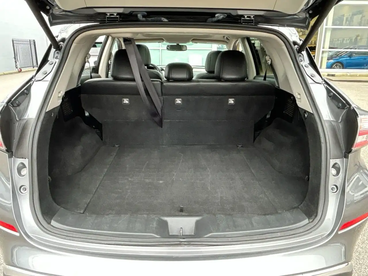 Nissan Murano снимка Nissan Murano