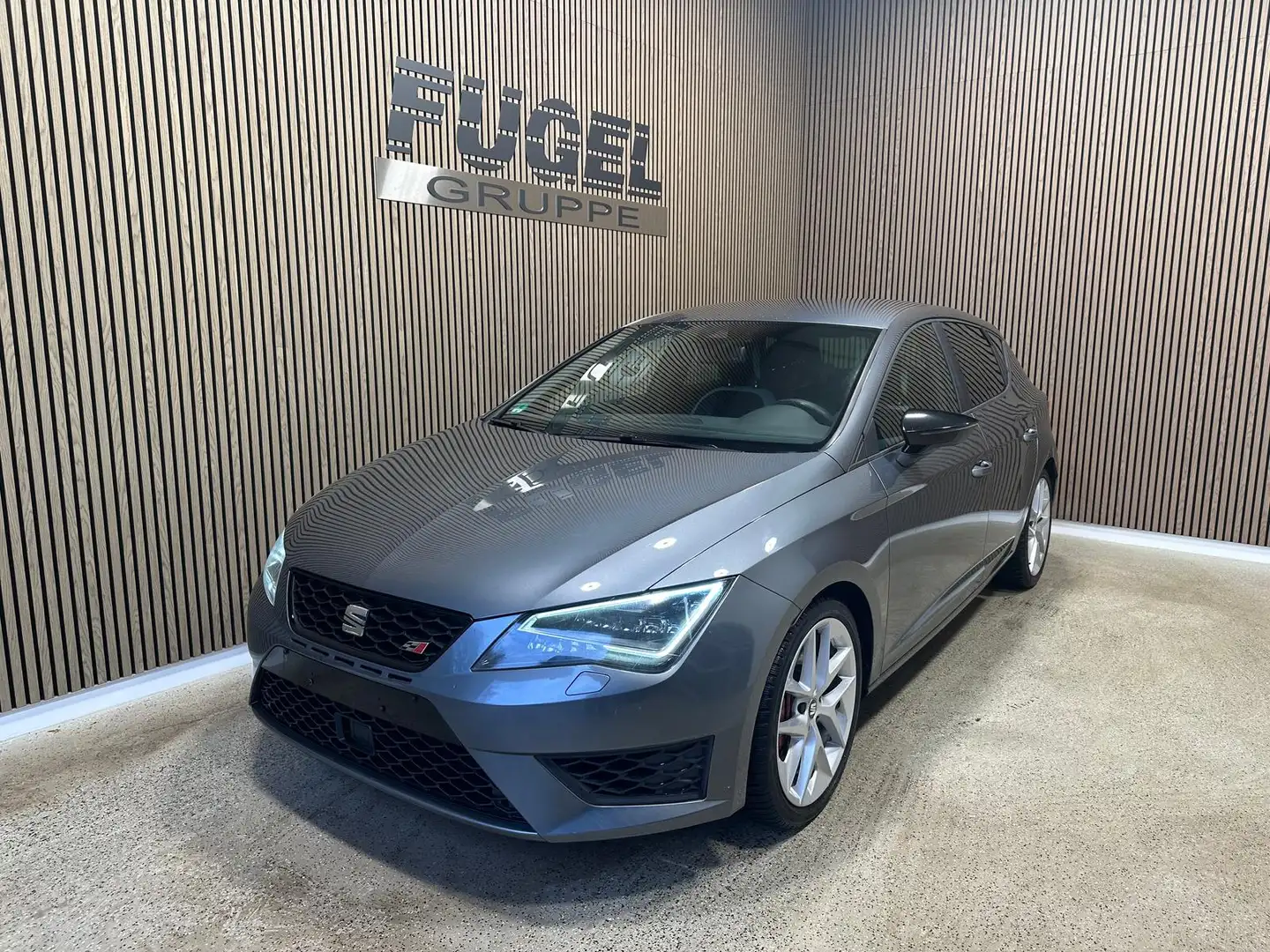 SEAT Leon 2.0 TSI DSG Cupra 280 Sport|Winter|Navi|Sound Gris - 2