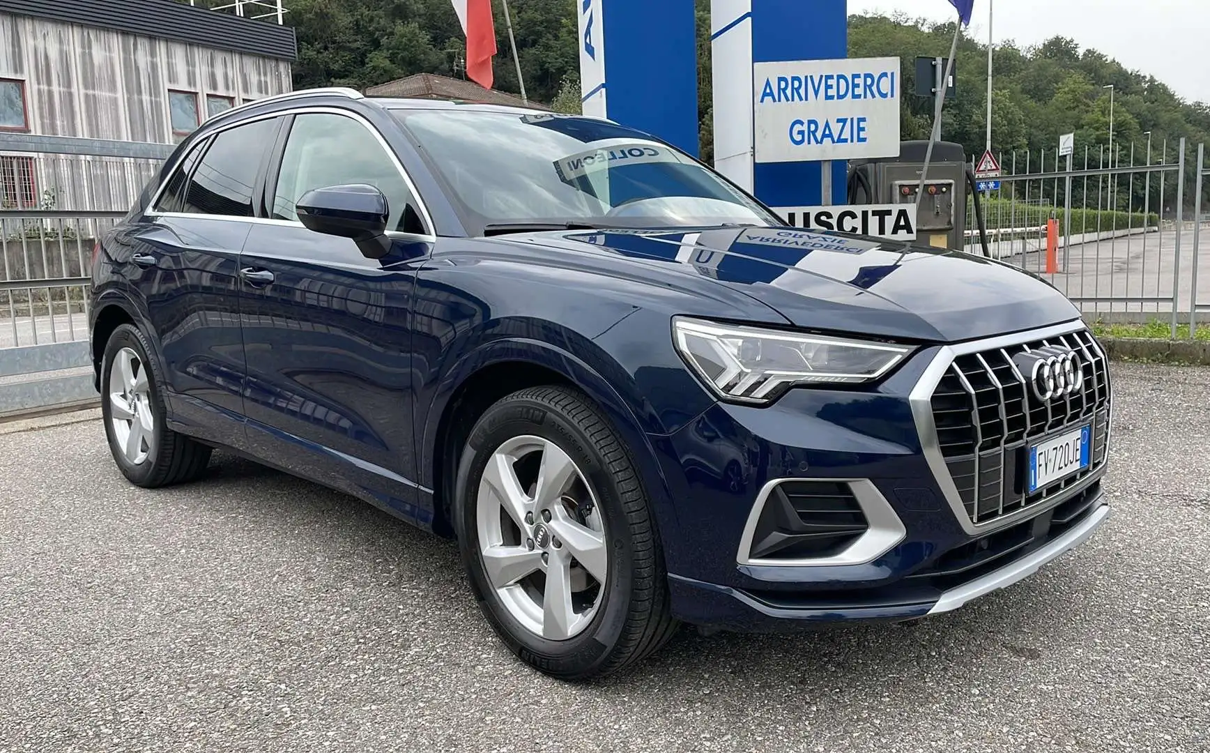 Audi Q3 Q3 35 1.5 tfsi Business Advanced s-tronic Blu/Azzurro - 2