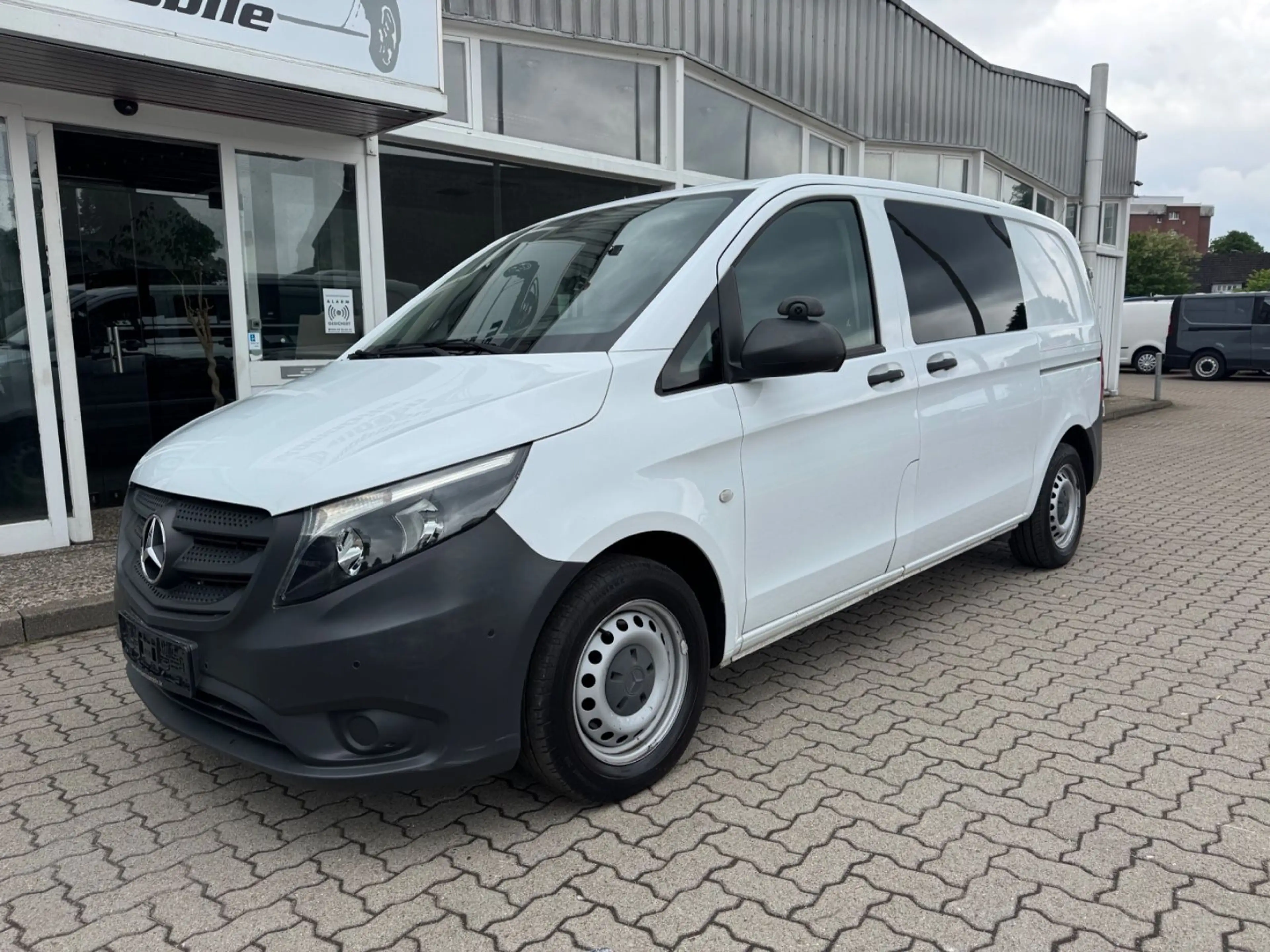 Mercedes-Benz Vito VITO KASTEN 116 CDI HUNDETRANSPORTER/AHK/KLIMA