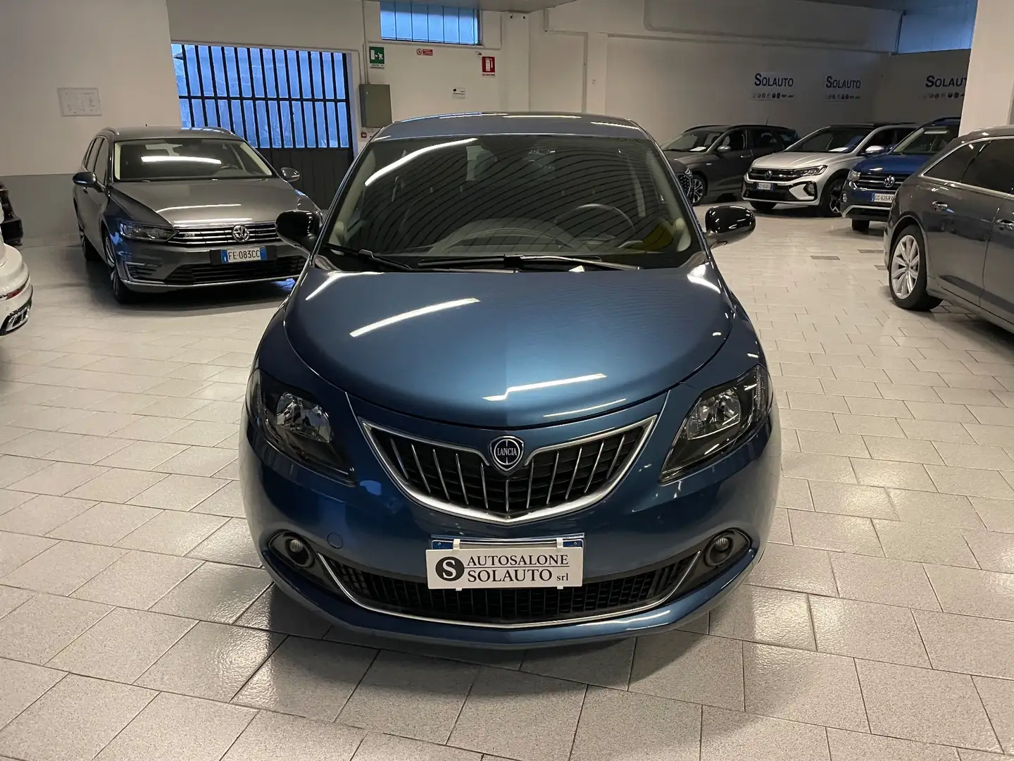 Lancia Ypsilon Ypsilon 1.0 FireFly 5 porte S&S Hybrid Gold Teleca Blu/Azzurro - 2