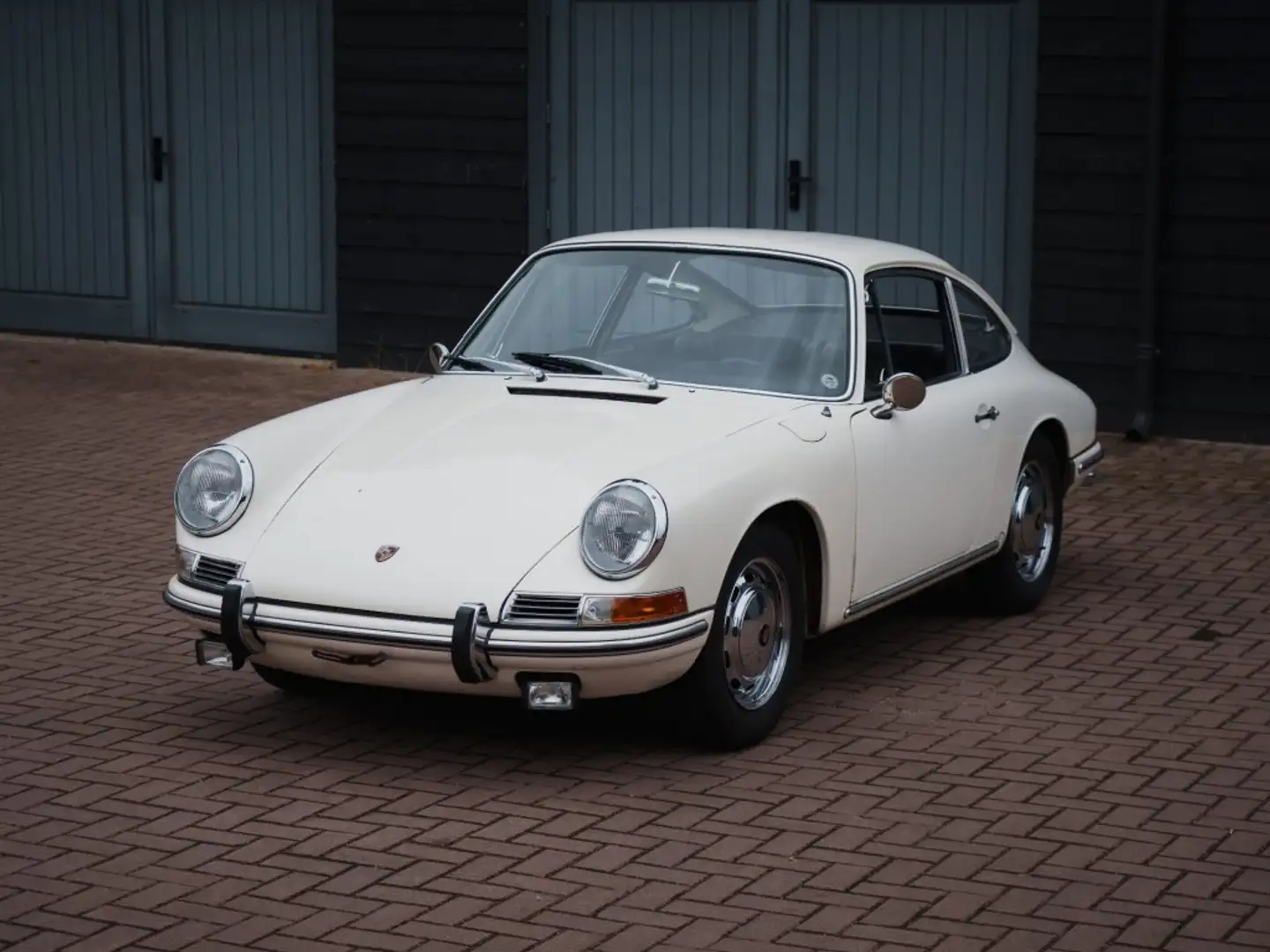 Porsche 912 1965 early painted dash Weiß - 2