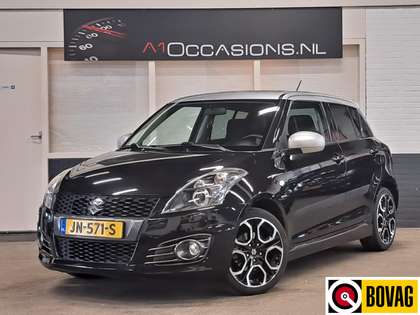 Suzuki Swift 1.6 Sport + NAVI !!
